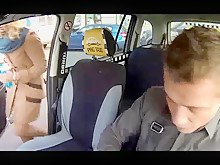 Fake Taksi Morali Bozuk Kadını Sikti